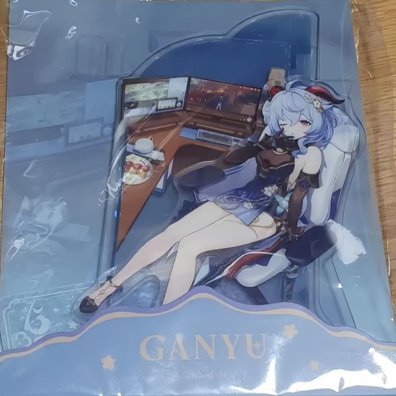 Genshin Impact Ganyu Keqing Co - огляд і ціна Desk Setup Decor